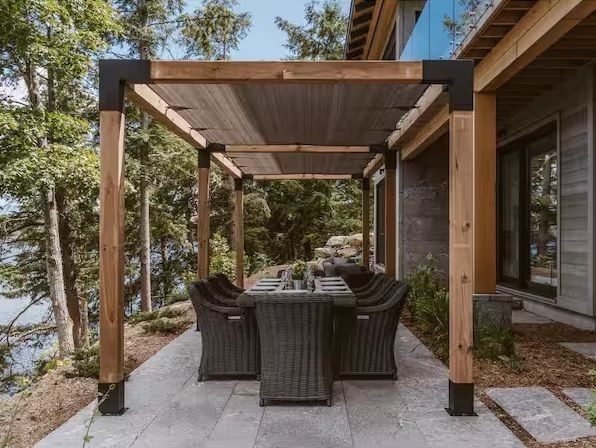 Expert Installation of Custom Front-Range Pergolas